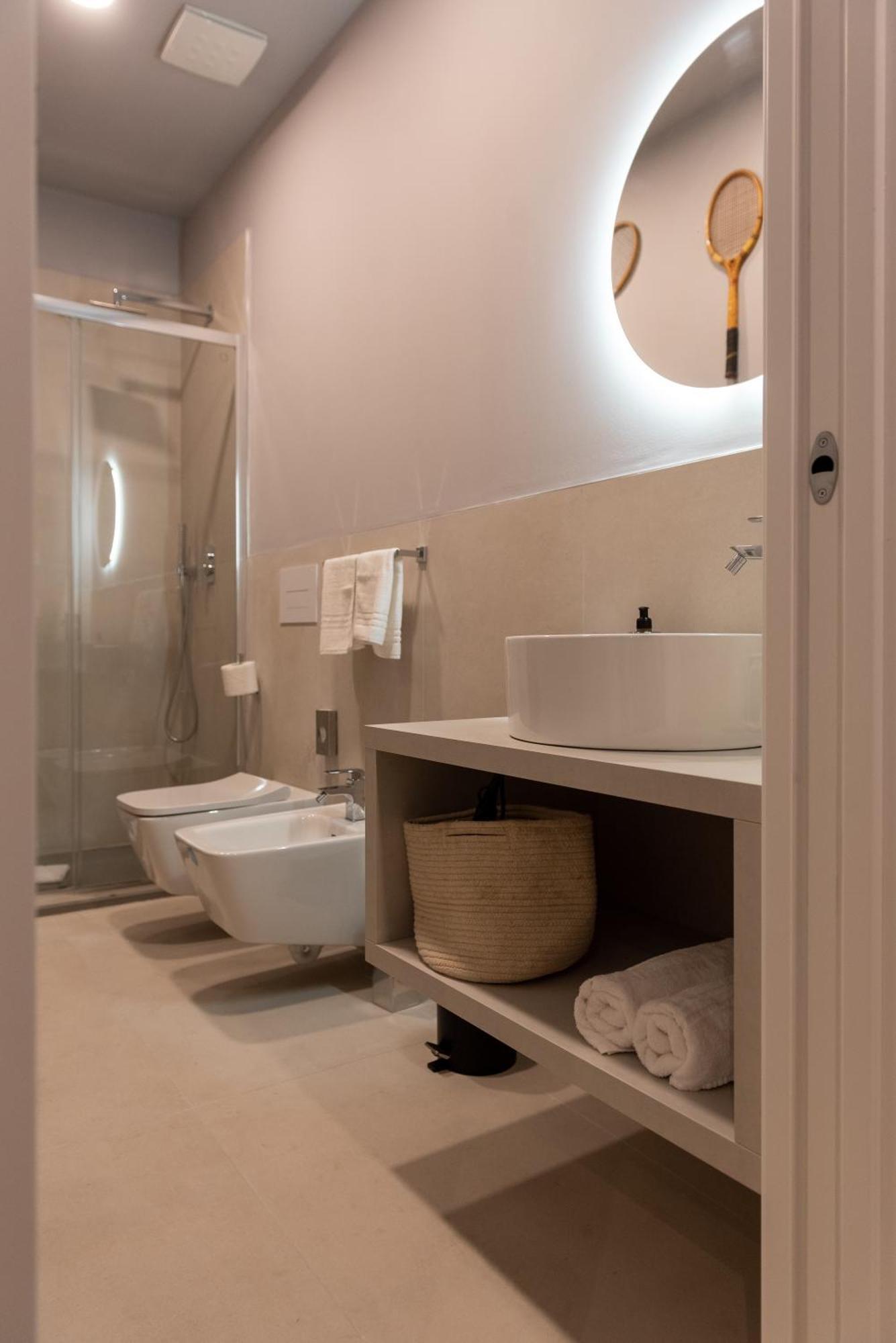 Regina Boutique Suites Trieste Eksteriør billede